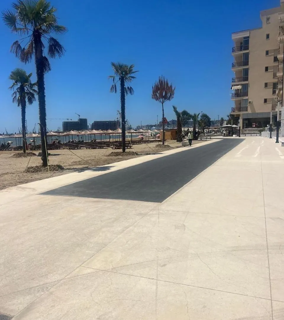 Seaside Henri Apartment Дуррес Албания
